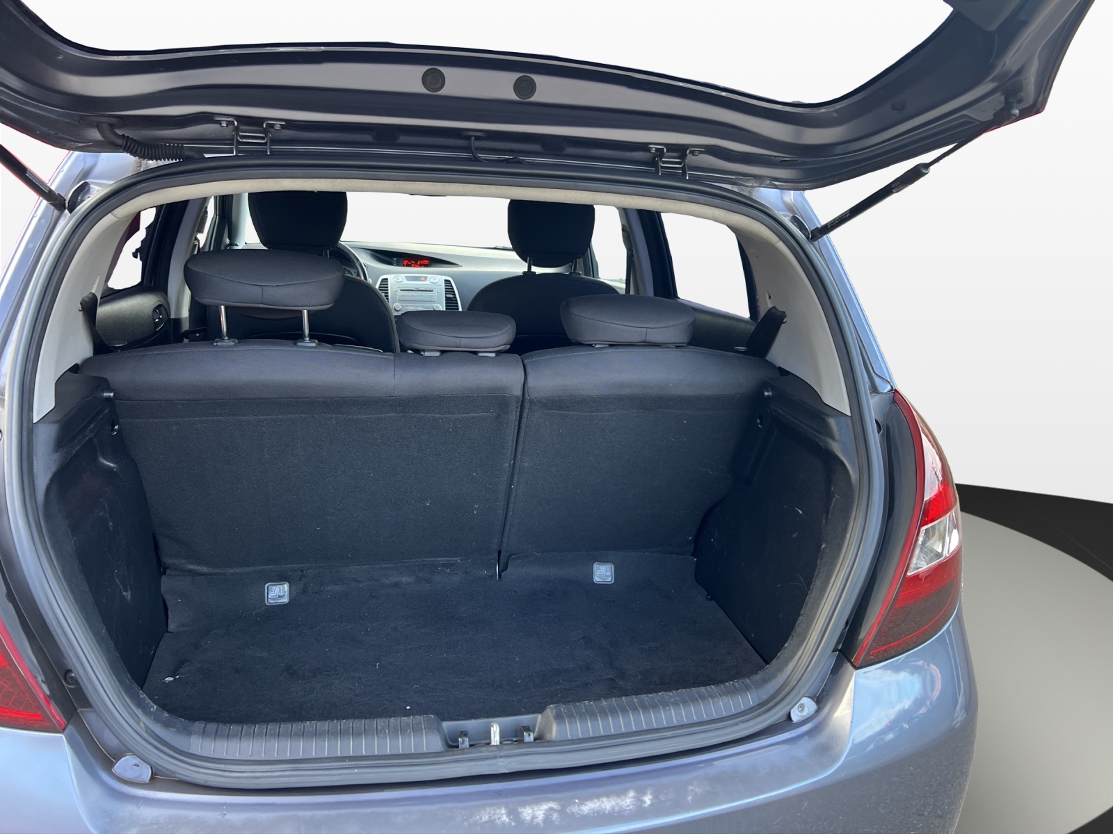 HYUNDAI i20 1.2 Comfort-image-18