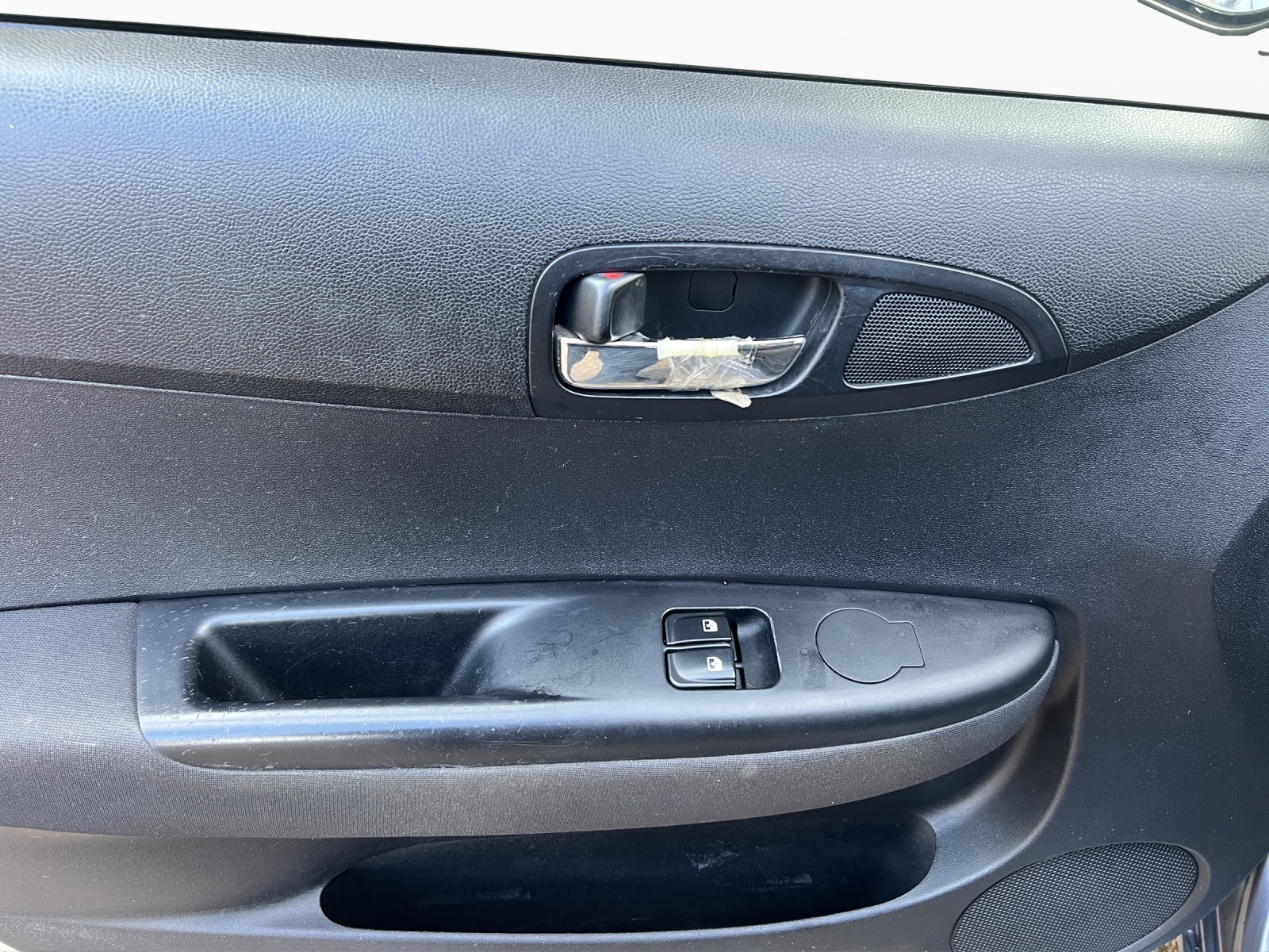 HYUNDAI i20 1.2 Comfort-image-9