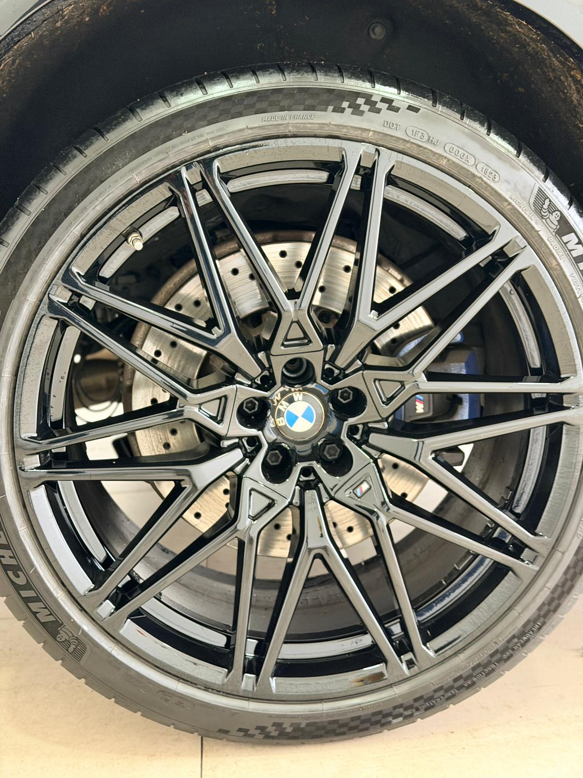 BMW X6M Steptronic M Competition*CH-Fahrzeug *-image-17