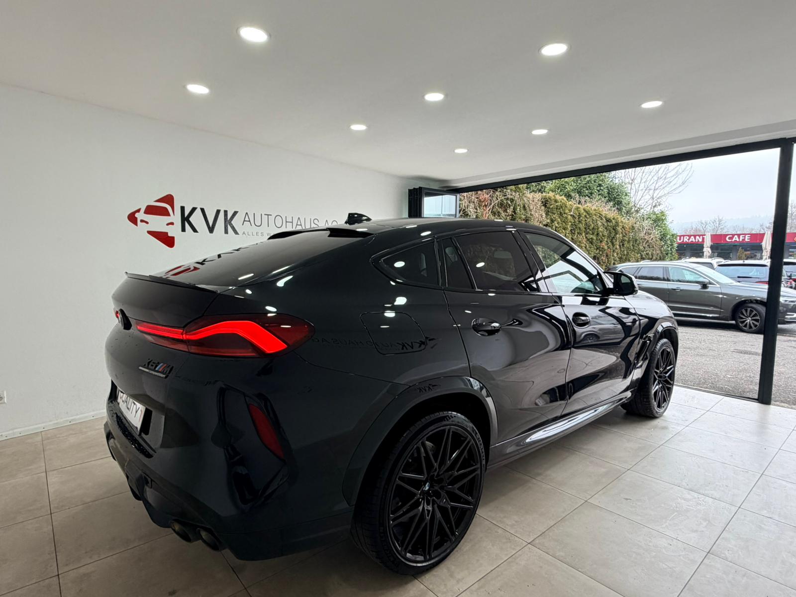 BMW X6M Steptronic M Competition*CH-Fahrzeug *-image-3