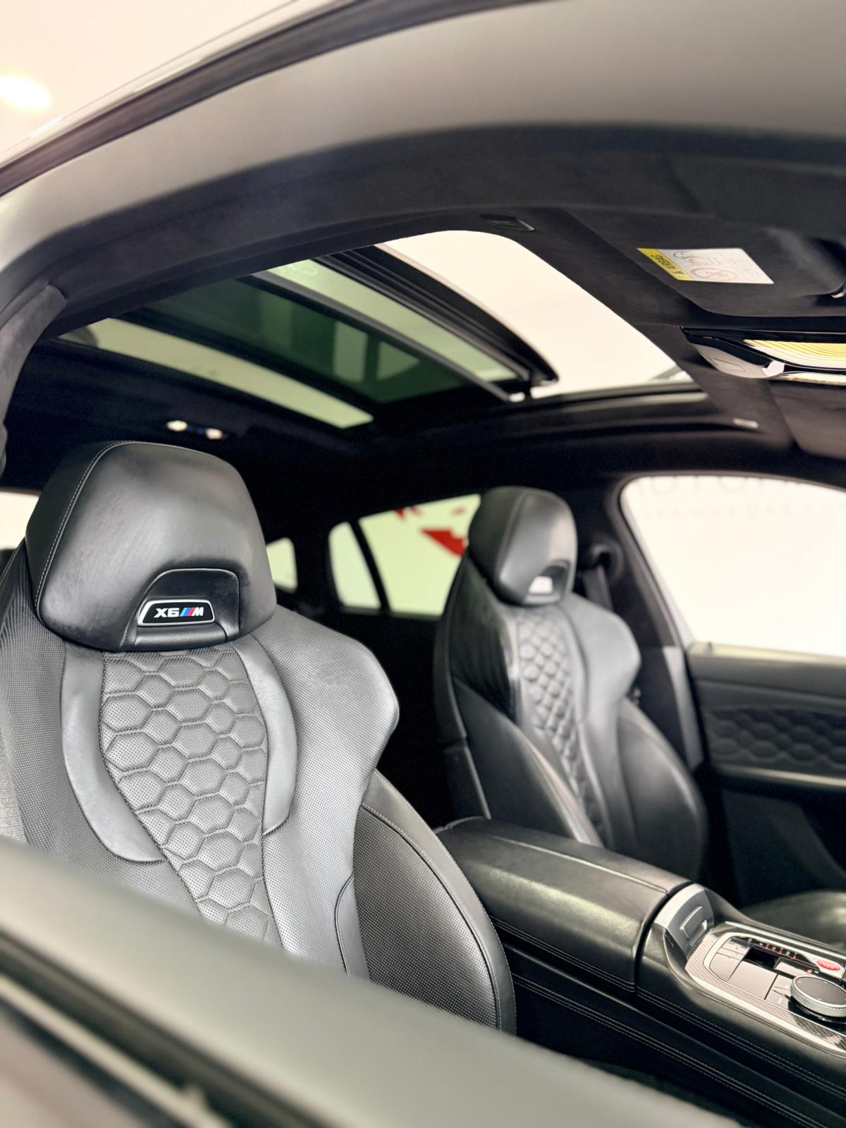 BMW X6M Steptronic M Competition*CH-Fahrzeug *-image-9