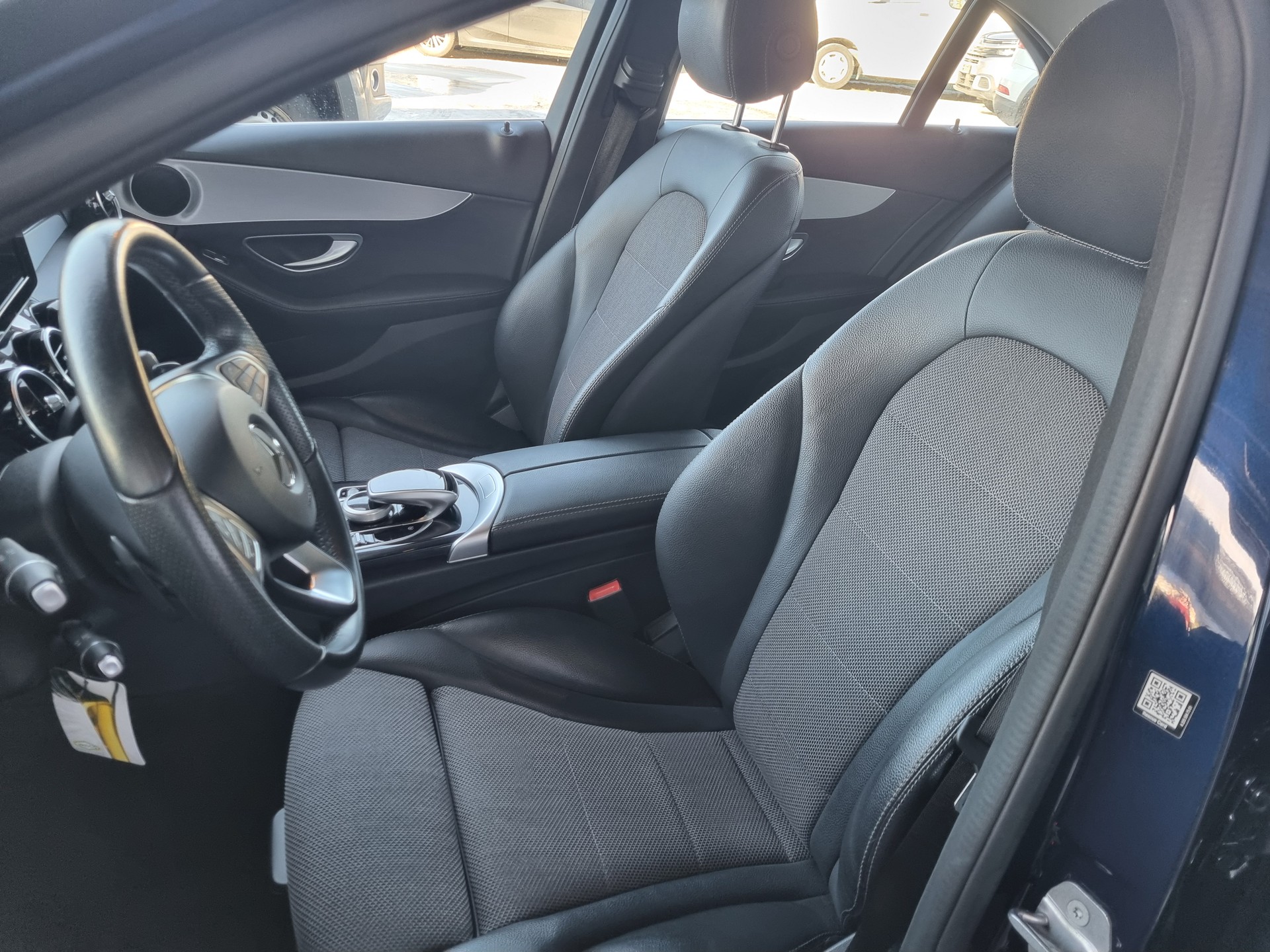 MERCEDES-BENZ C 200 BlueTEC Avantgarde 9G-Tronic-image-7