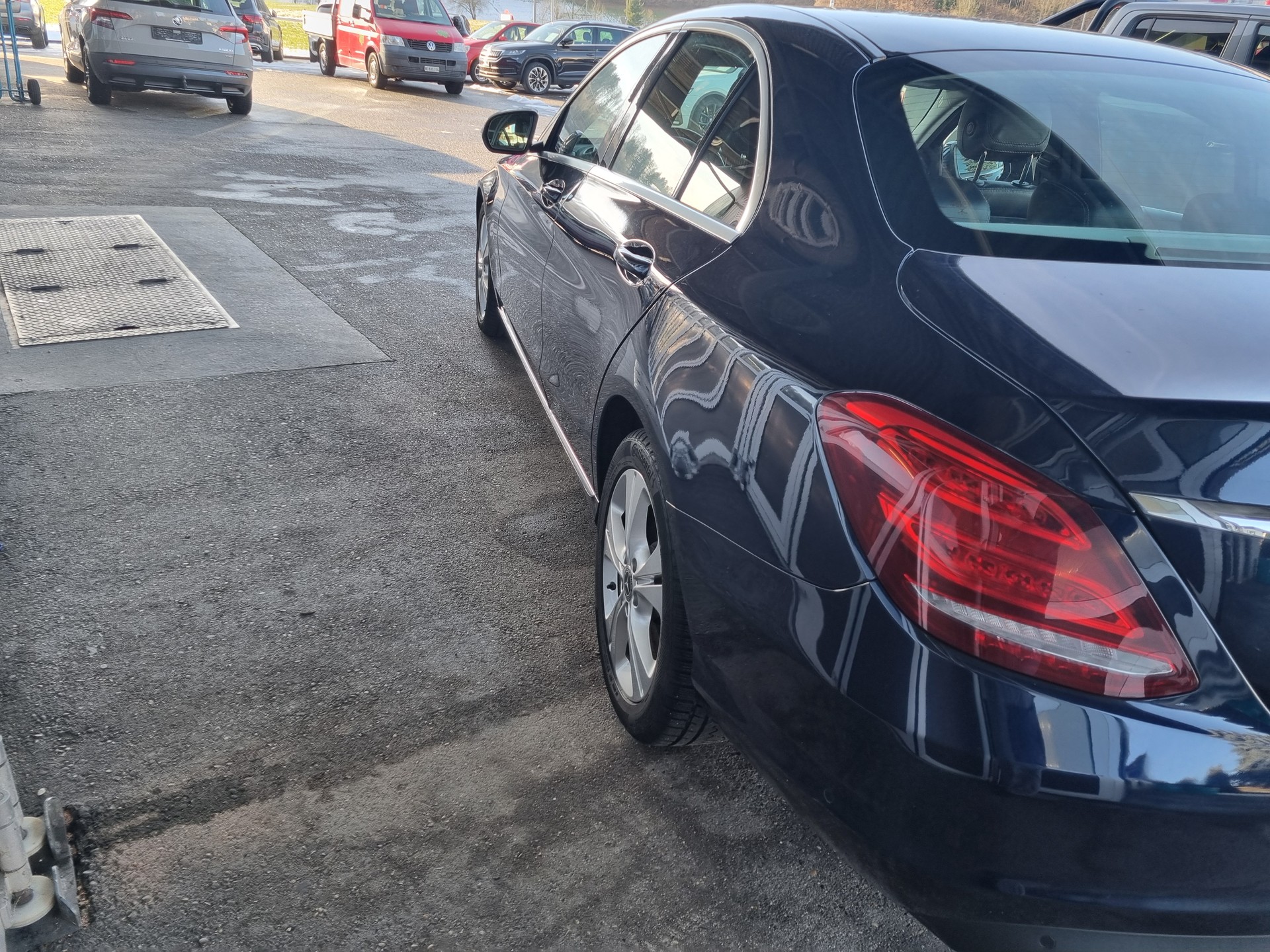 MERCEDES-BENZ C 200 BlueTEC Avantgarde 9G-Tronic-image-5