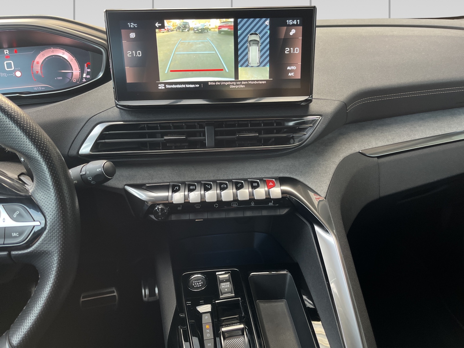 PEUGEOT 5008 1.2 Pure Tech GT EAT8-image-11