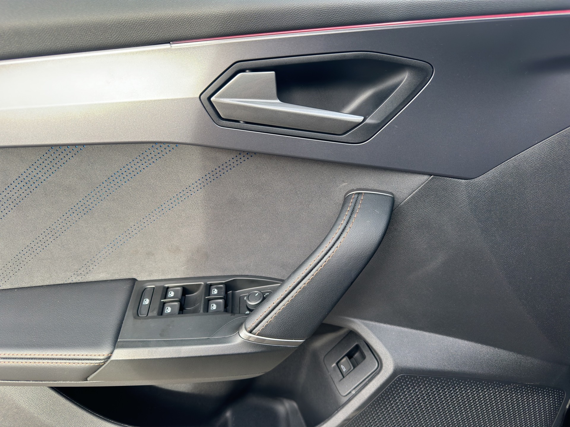 CUPRA Formentor 2.0TSI VZ 4Drive DSG Black Style-image-8