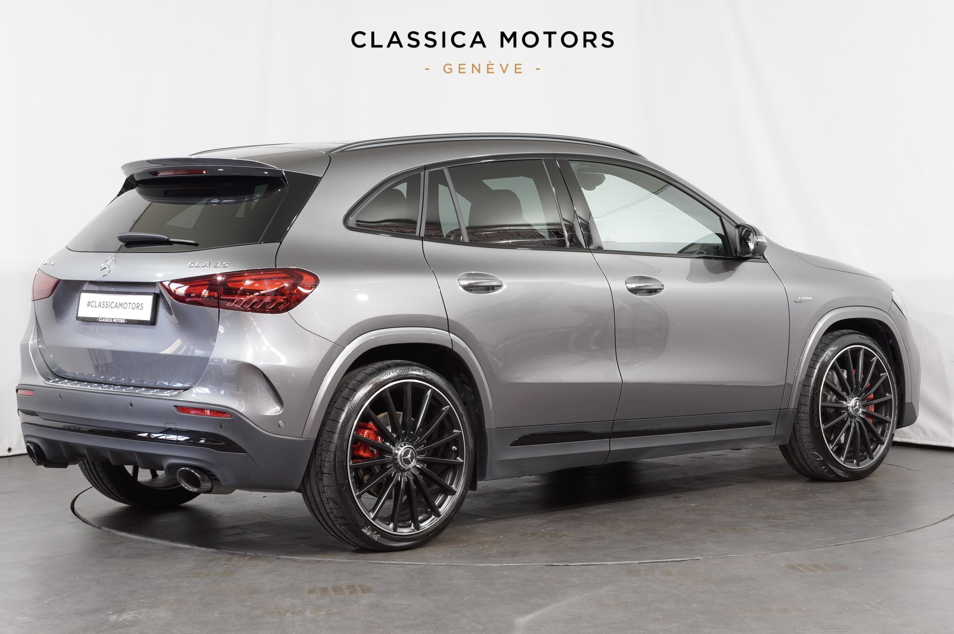 MERCEDES-BENZ GLA AMG 35 4Matic 8G-DCT-image-3