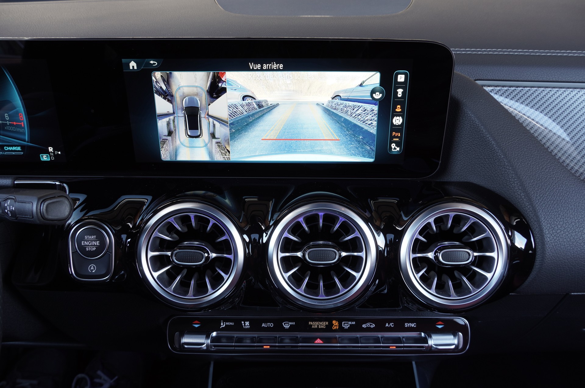 MERCEDES-BENZ GLA AMG 35 4Matic 8G-DCT-image-12