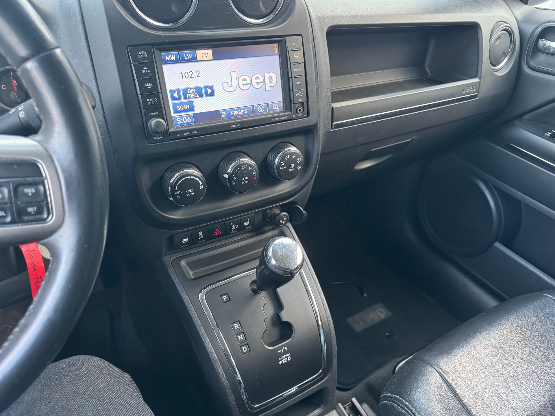 JEEP Compass 2.4 Limited CVT-image-11