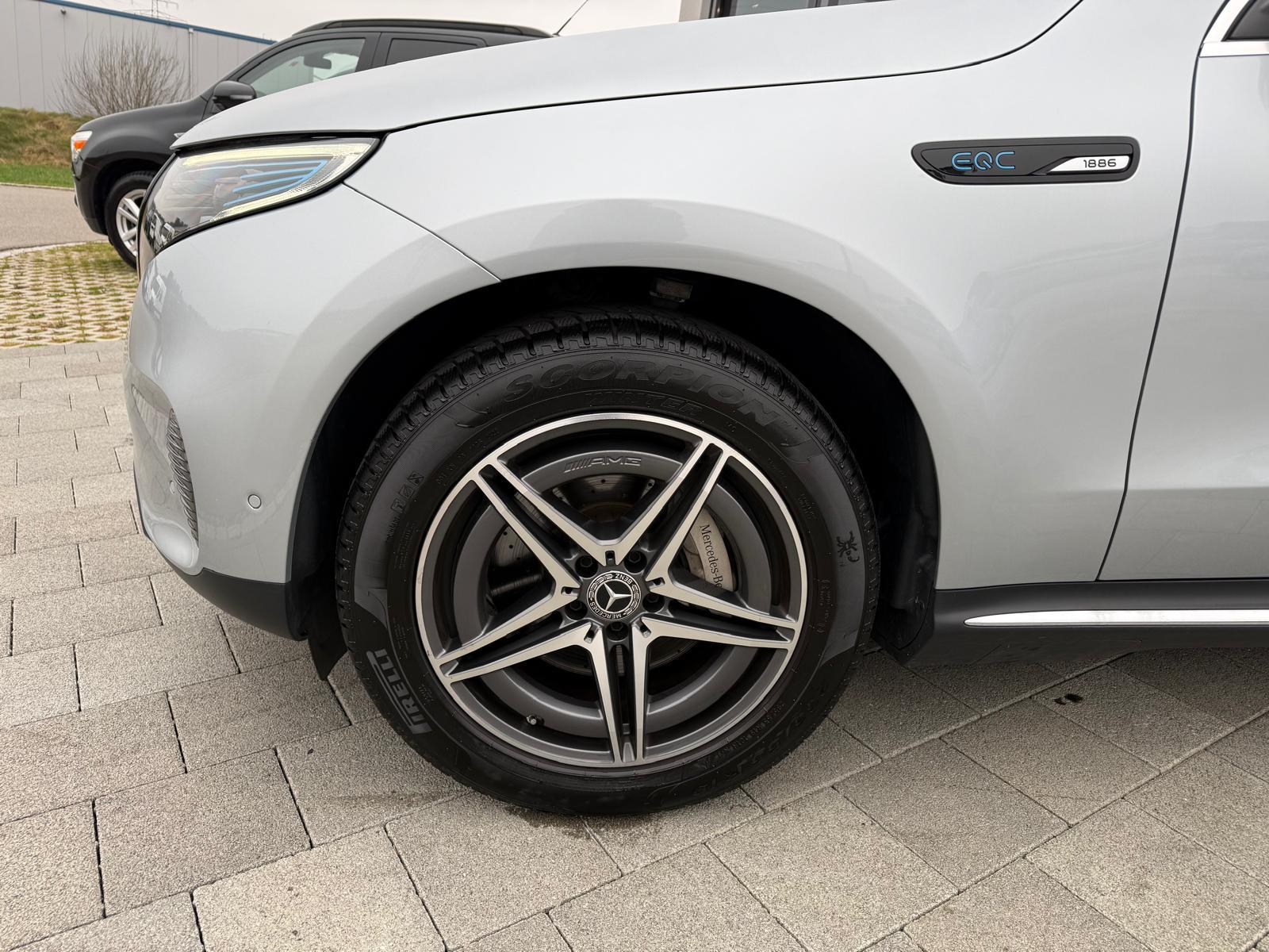 MERCEDES-BENZ EQC 400 AMG Line 4matic * 1886 Edition *-image-19