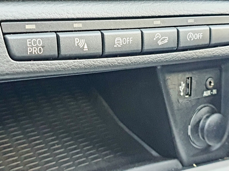 BMW X1 xDrive 18d Steptronic-image-10