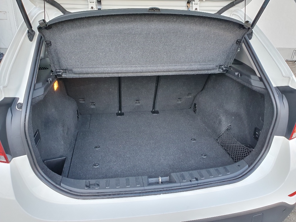 BMW X1 xDrive 18d Steptronic-image-4