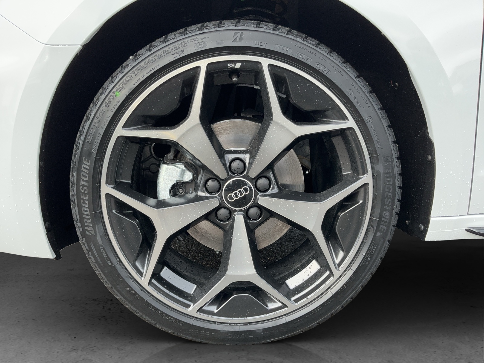 AUDI A1 Sportback 35 TFSI S Line S-tronic-image-12