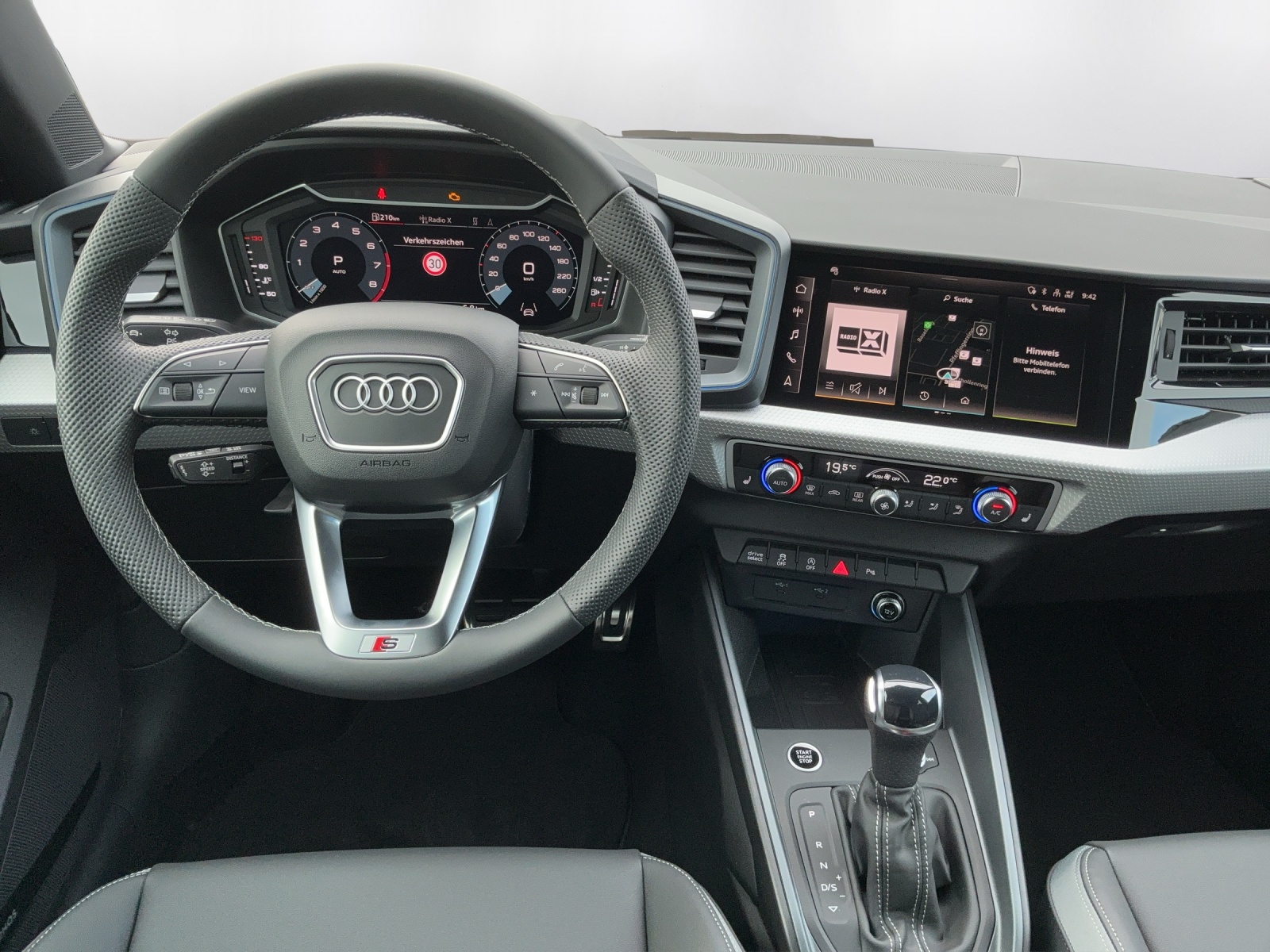 AUDI A1 Sportback 35 TFSI S Line S-tronic-image-6