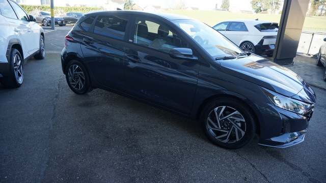 HYUNDAI i20 1.0 T-GDi Amplia DCT-image-3