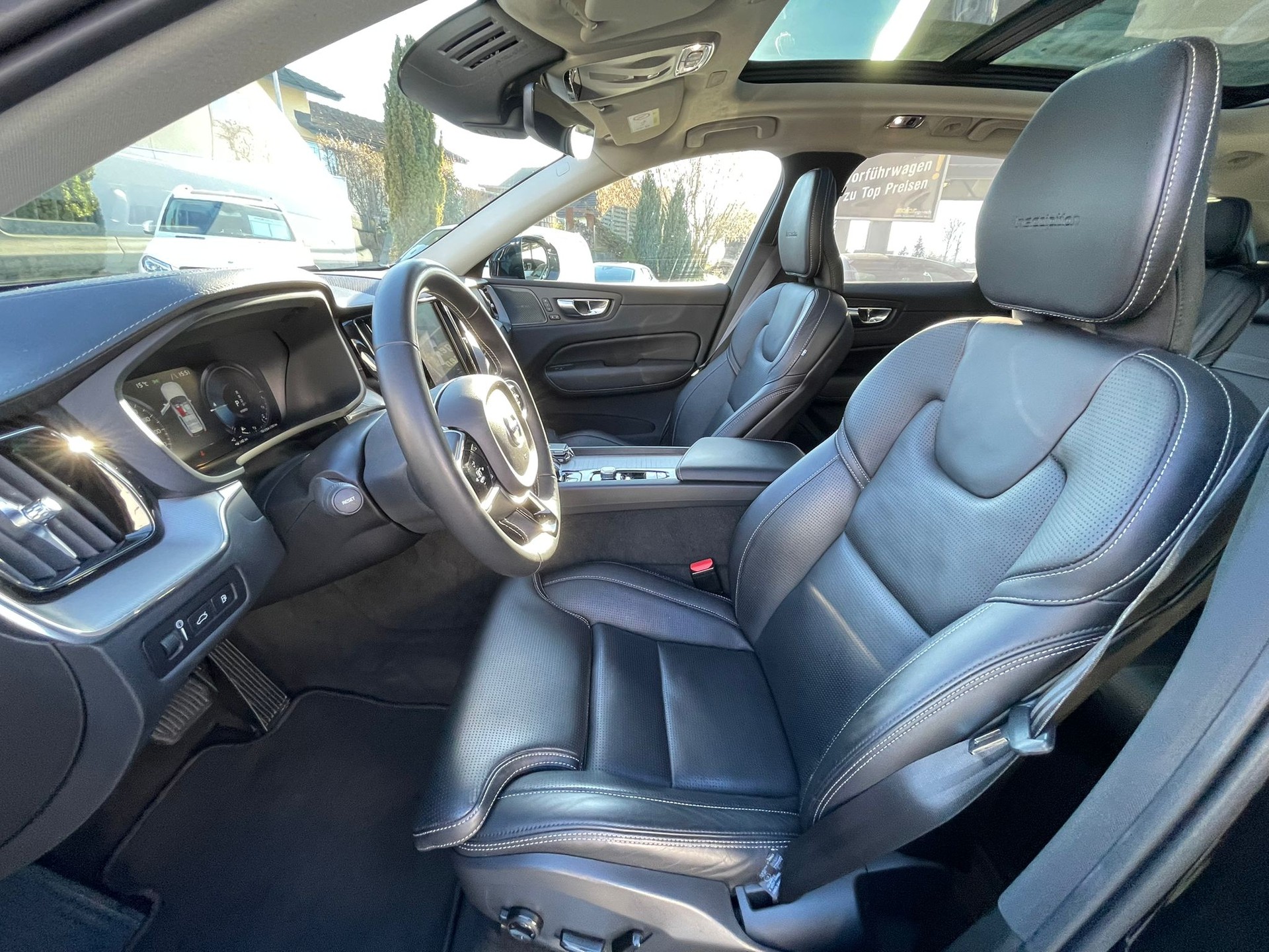 VOLVO XC60 T8 eAWD Inscription Geartronic-image-9