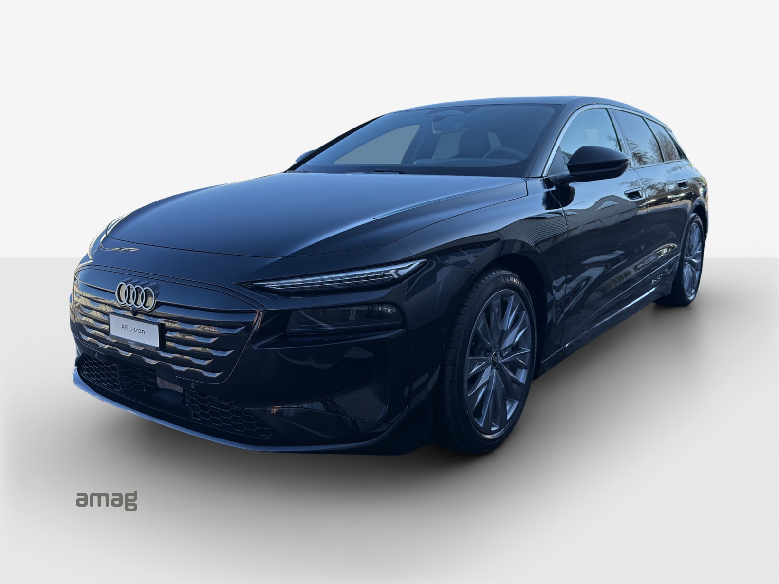 AUDI A6 Avant e-tron quattro-image-0