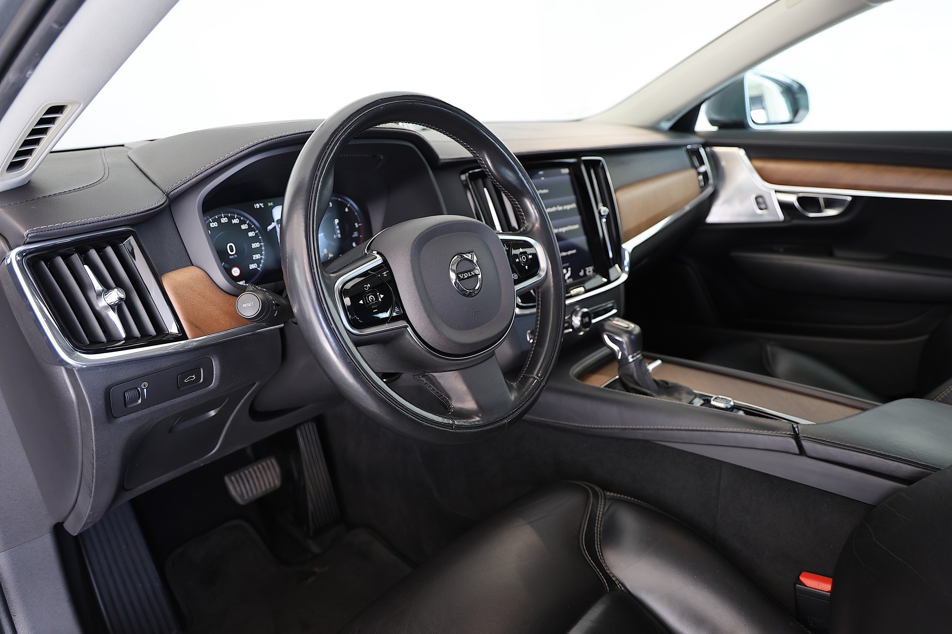 VOLVO S90 D5 AWD Inscription Geartronic Powerpulse-image-7