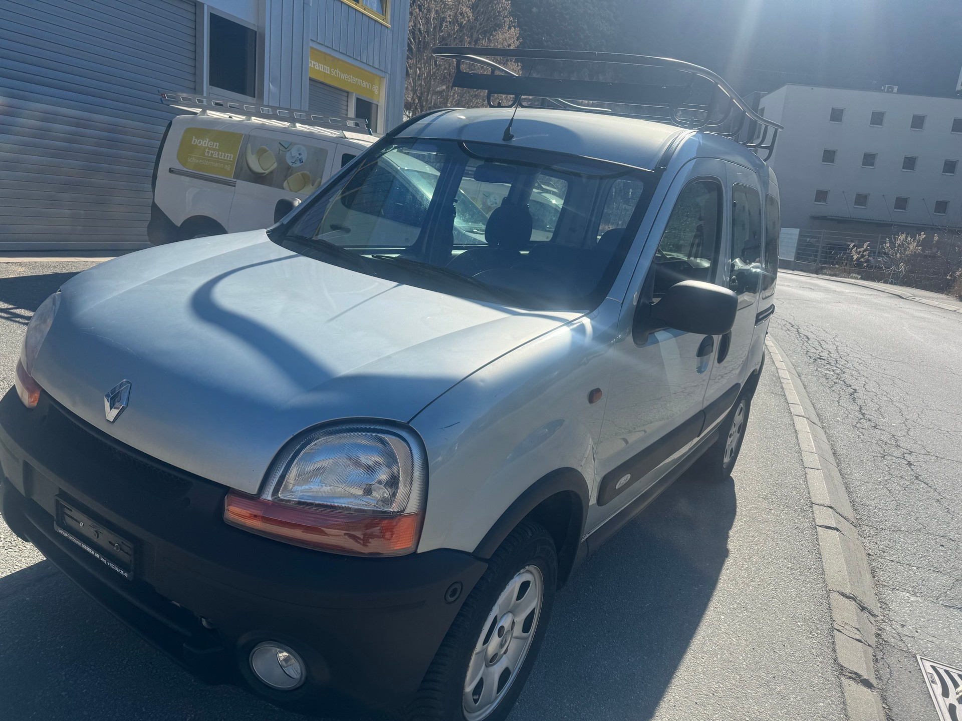 RENAULT Kangoo 1.6 16V Privilège 4X4-image-0