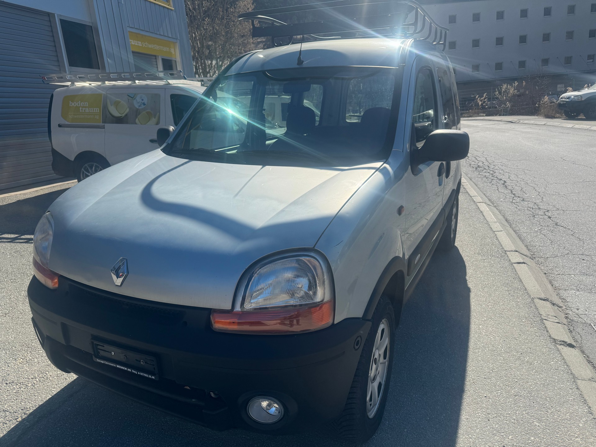 RENAULT Kangoo 1.6 16V Privilège 4X4-image-1