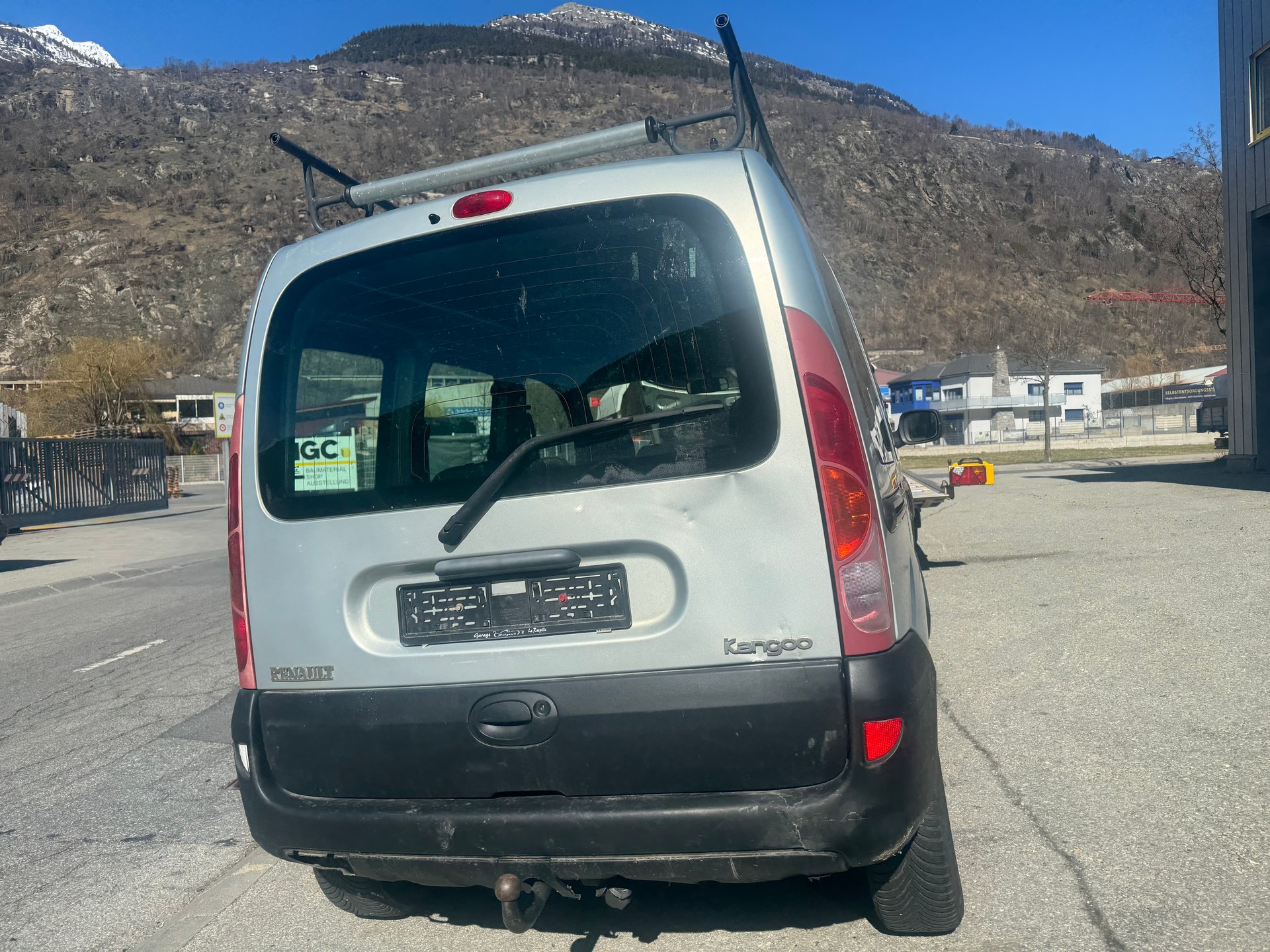 RENAULT Kangoo 1.6 16V Privilège 4X4-image-10