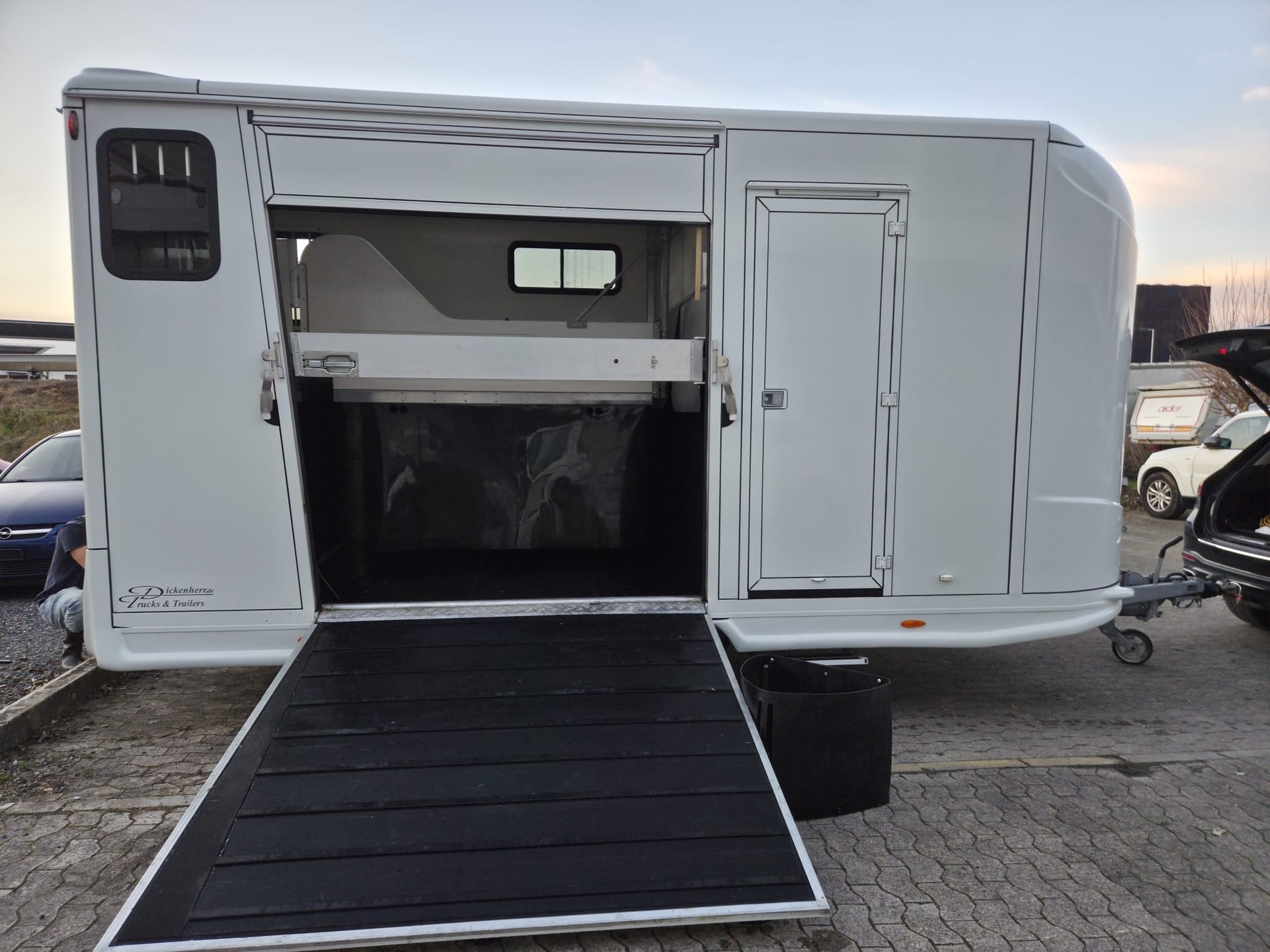 ANFA ANKA Pferdeanhänger 2PFL-showroom-element-3