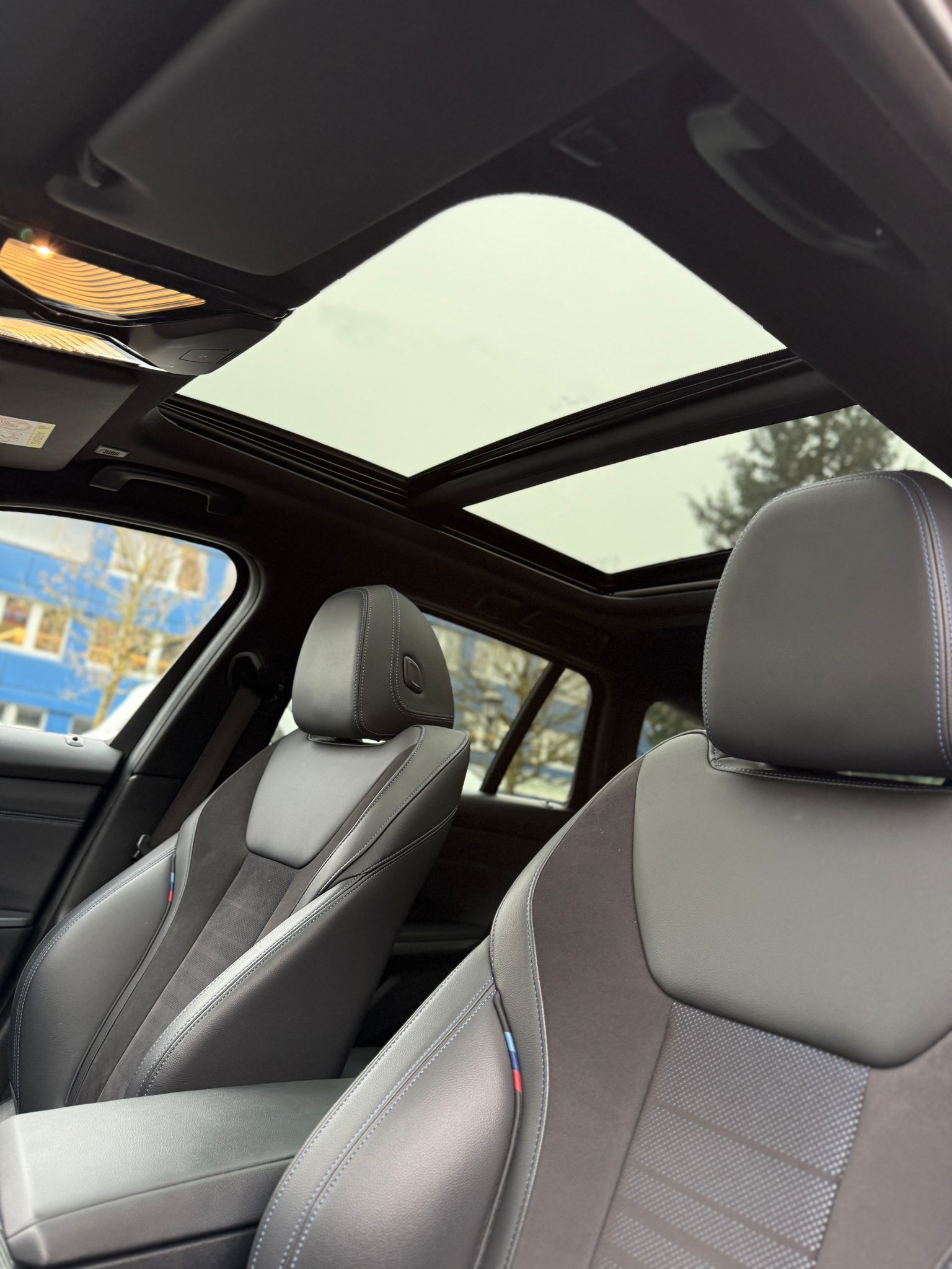 BMW 330d xDrive-image-9