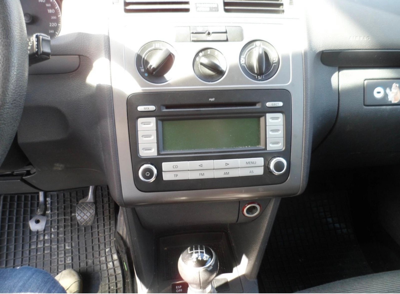 VW Touran 1.9 TDI Trendline-image-5