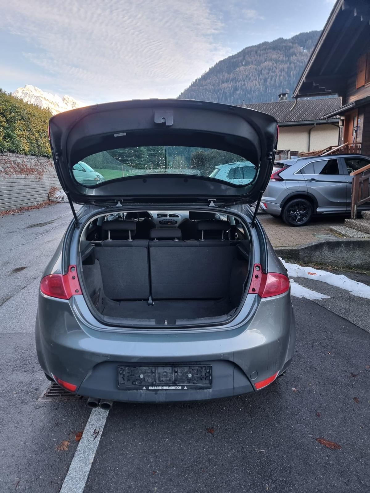 SEAT Leon 1.8 TSI FR-image-3