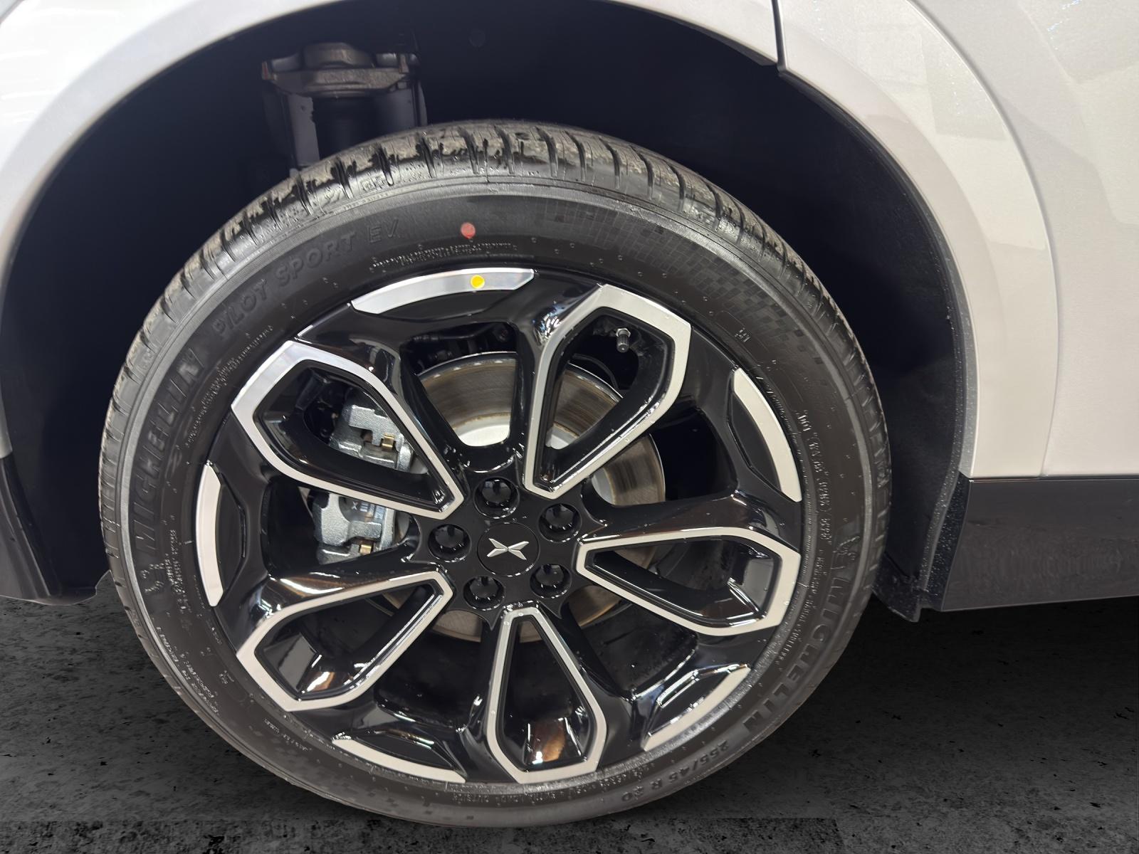 XPENG G6 Performance AWD-image-9