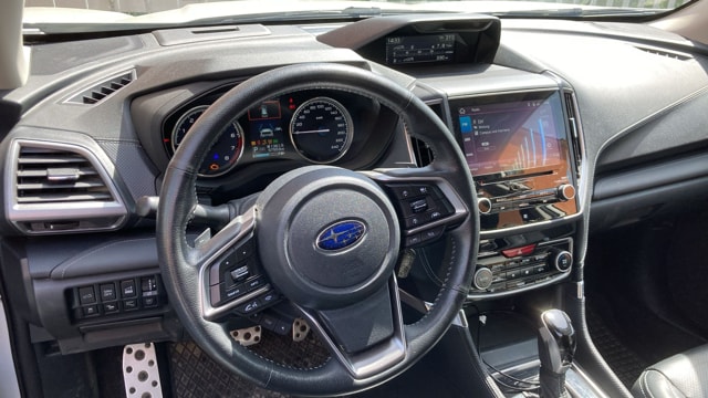 SUBARU Forester 2.0i e-Boxer Luxury-image-3