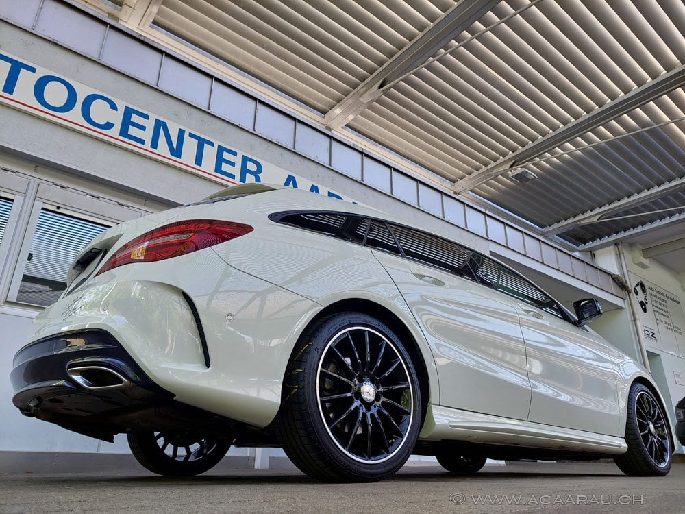 MERCEDES-BENZ CLA Shooting Brake 180 AMG Line / Video : https://youtu.be/VG9w77kvM90 / Bilder : https://youtu.be/txUXo9CbW20-showroom-element-2