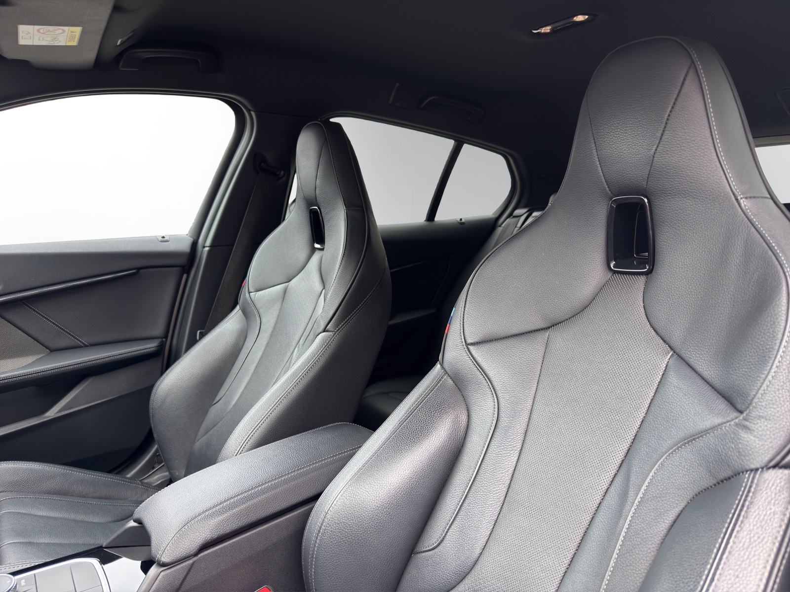 BMW 118i Pure M Sport Steptr.-image-8