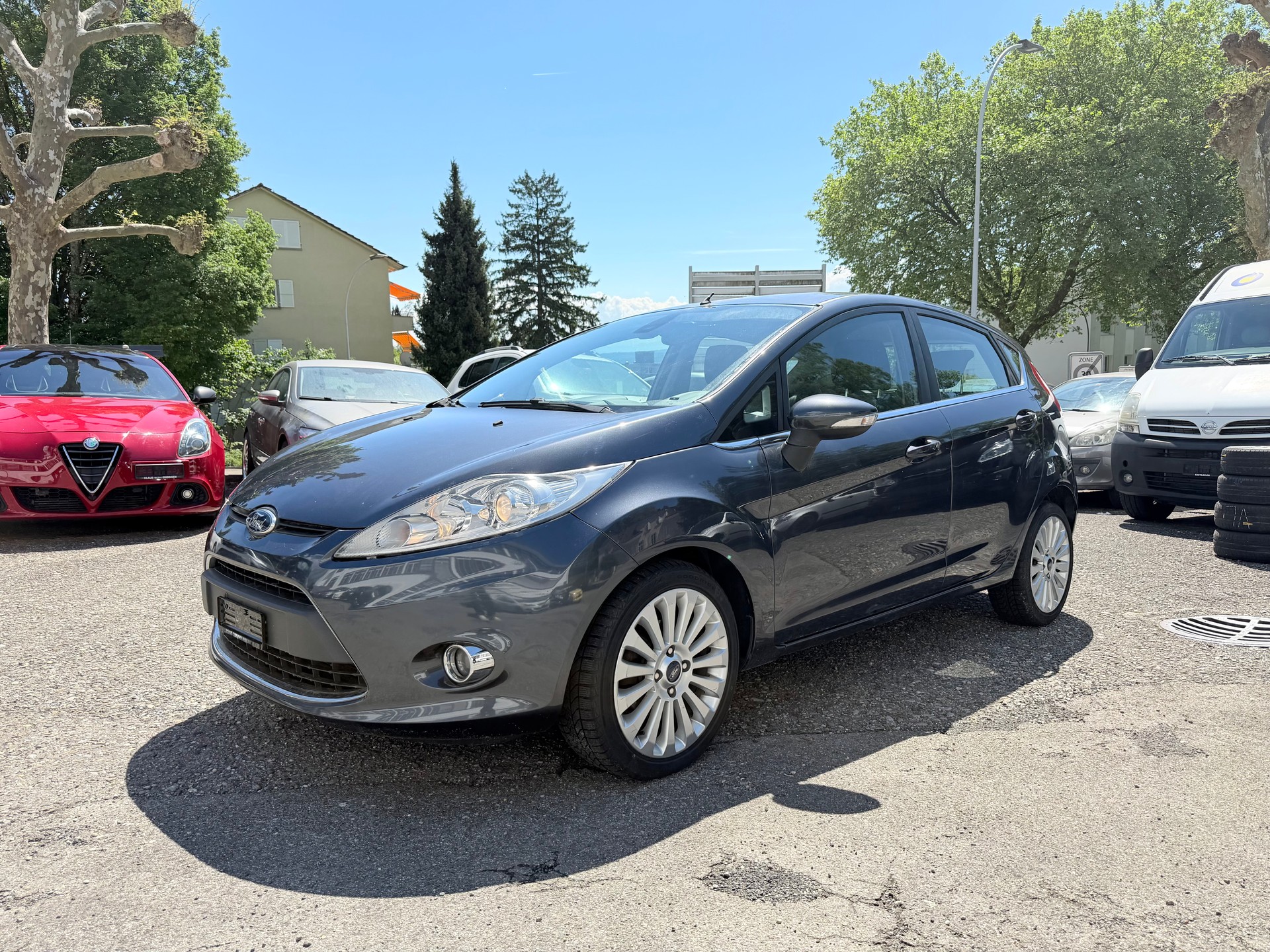 FORD Fiesta 1.6 16V TDCi Trend-image-2