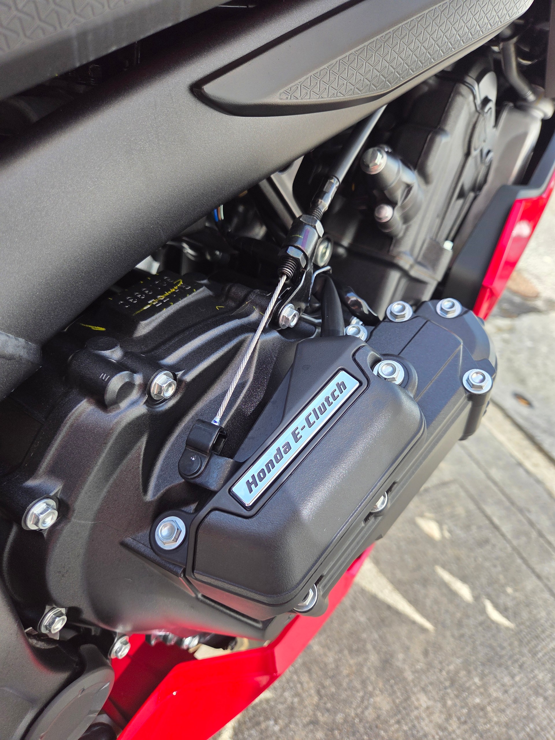 HONDA CBR 650 R E-Clutch-image-5