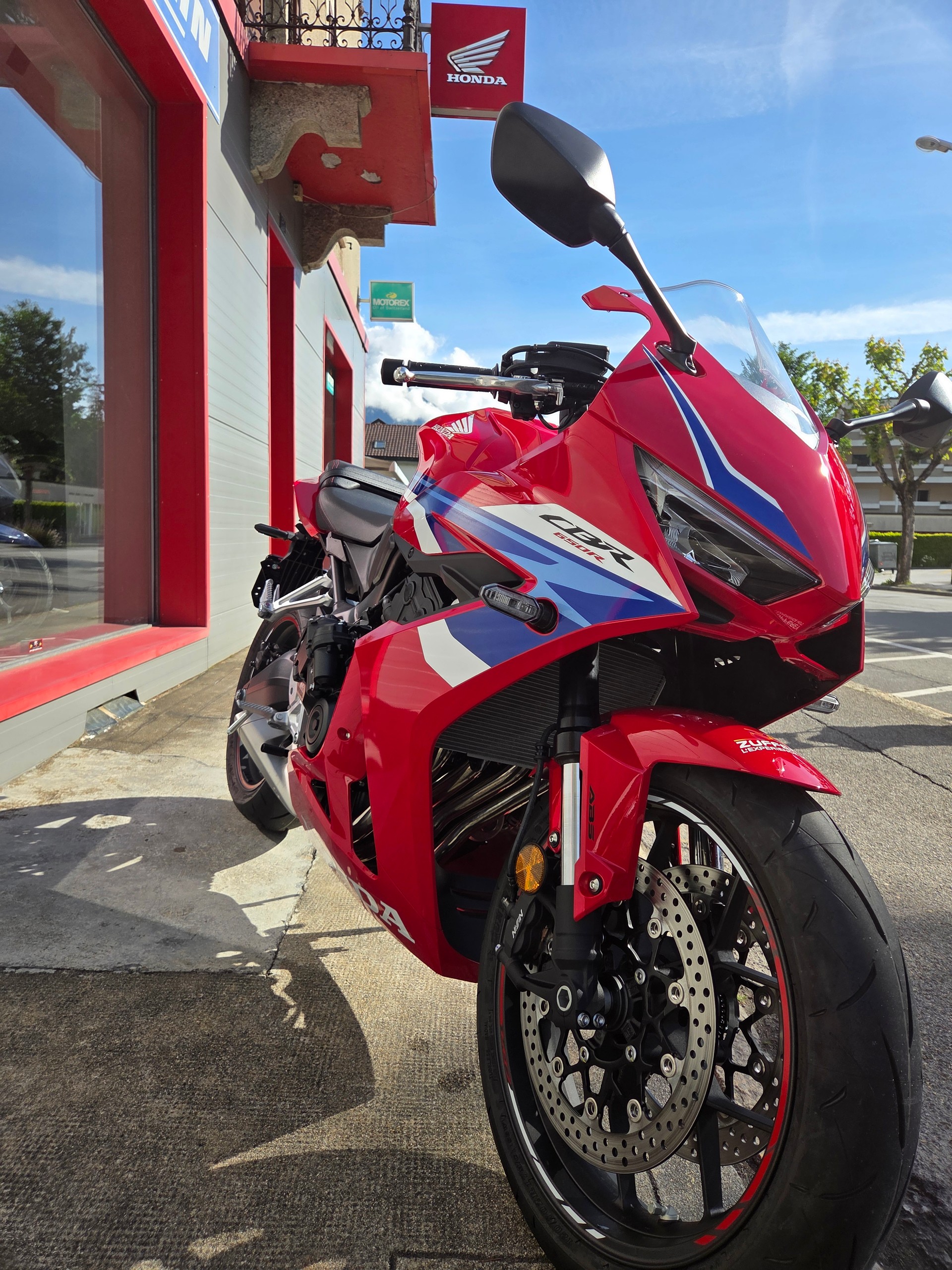 HONDA CBR 650 R E-Clutch-image-1