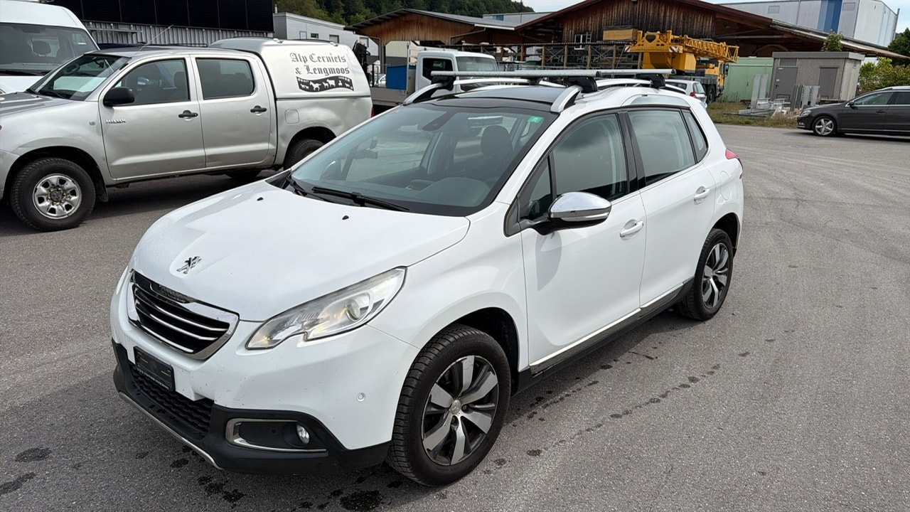 PEUGEOT 2008 1.2 PureTech Féline-image-2