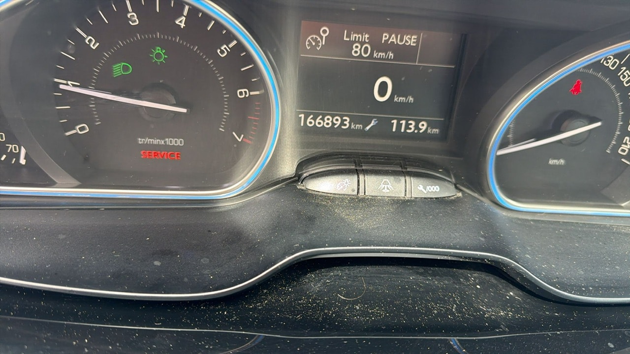 PEUGEOT 2008 1.2 PureTech Féline-image-10