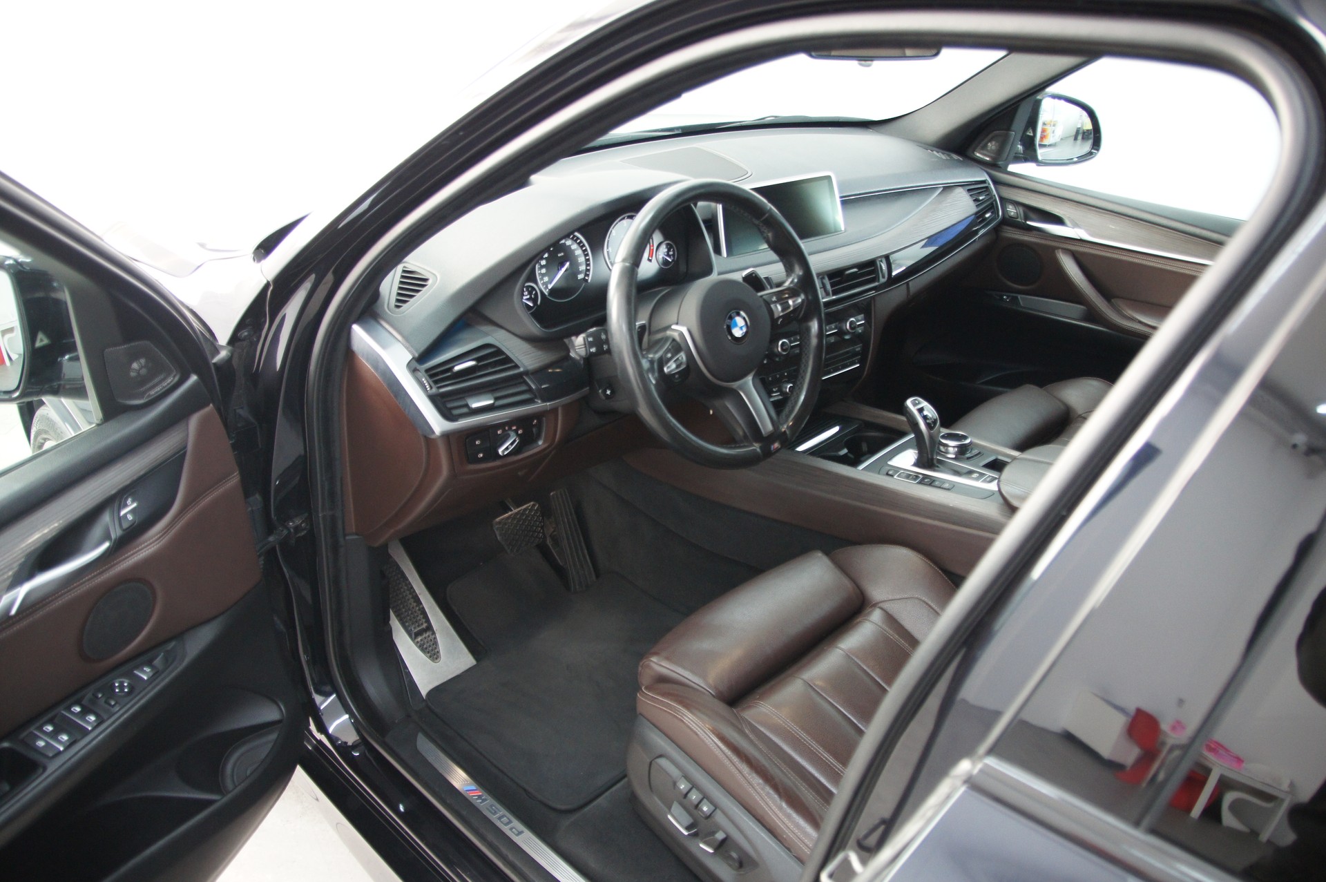 BMW X5 xDrive M50d Steptronic-image-7