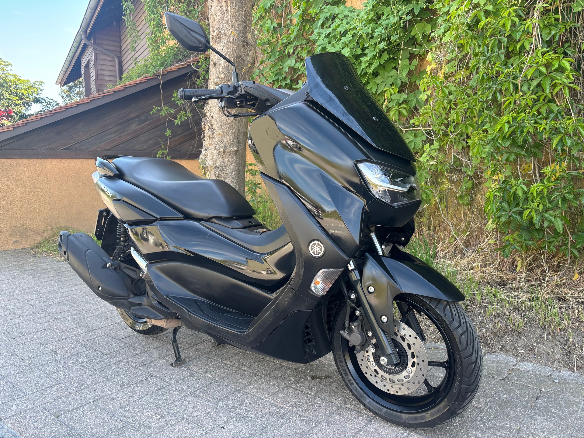 YAMAHA N-Max GPD 125-image-1