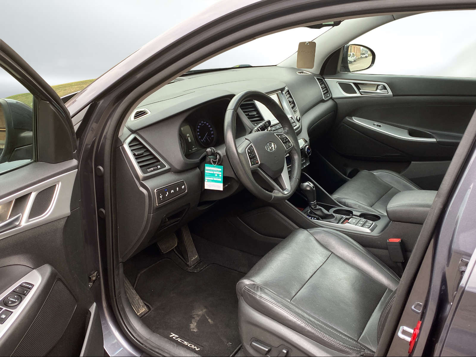HYUNDAI Tucson 1.6 TGDI Vertex 4WD Automatic-image-3