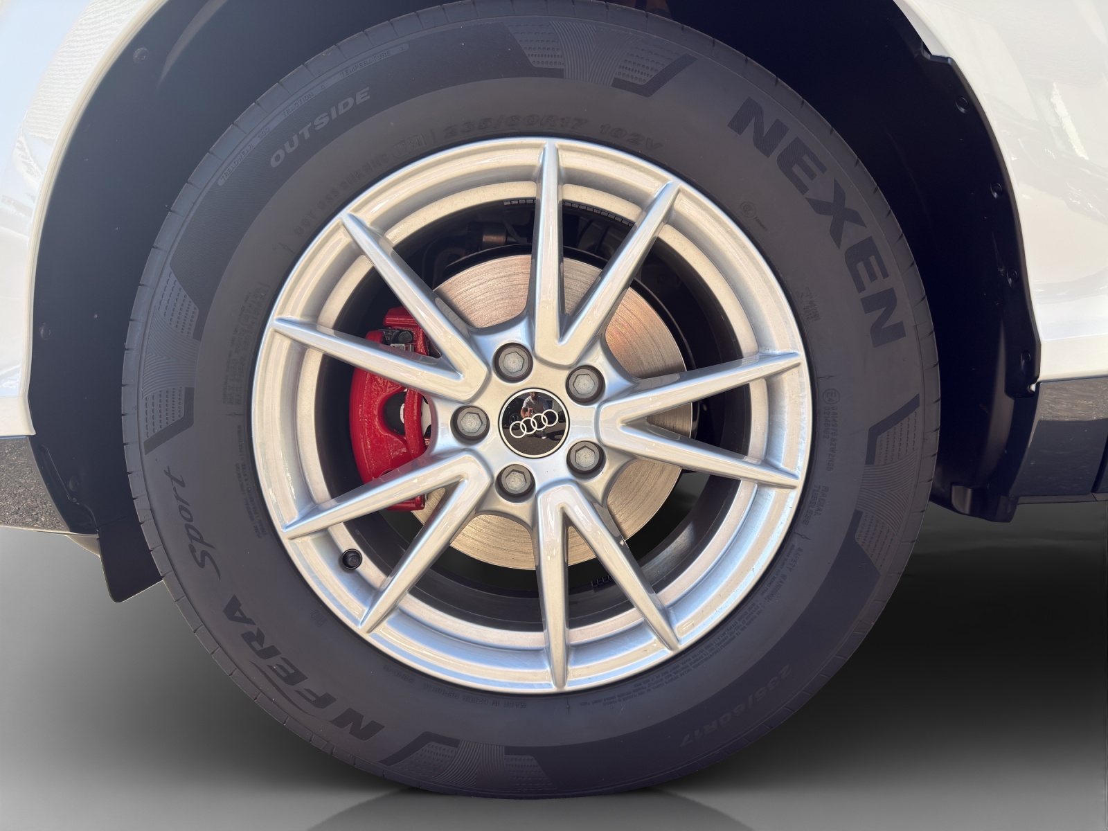 AUDI Q3 SUV 110 kW TFSI S tronic-image-13