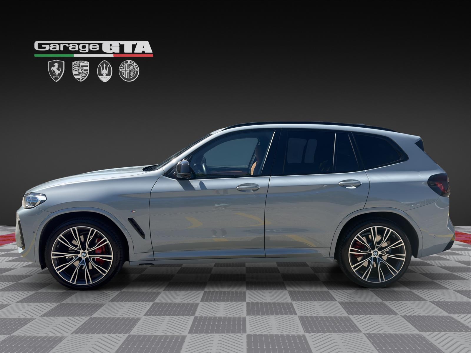 BMW X3 M40i Travel-showroom-element-1
