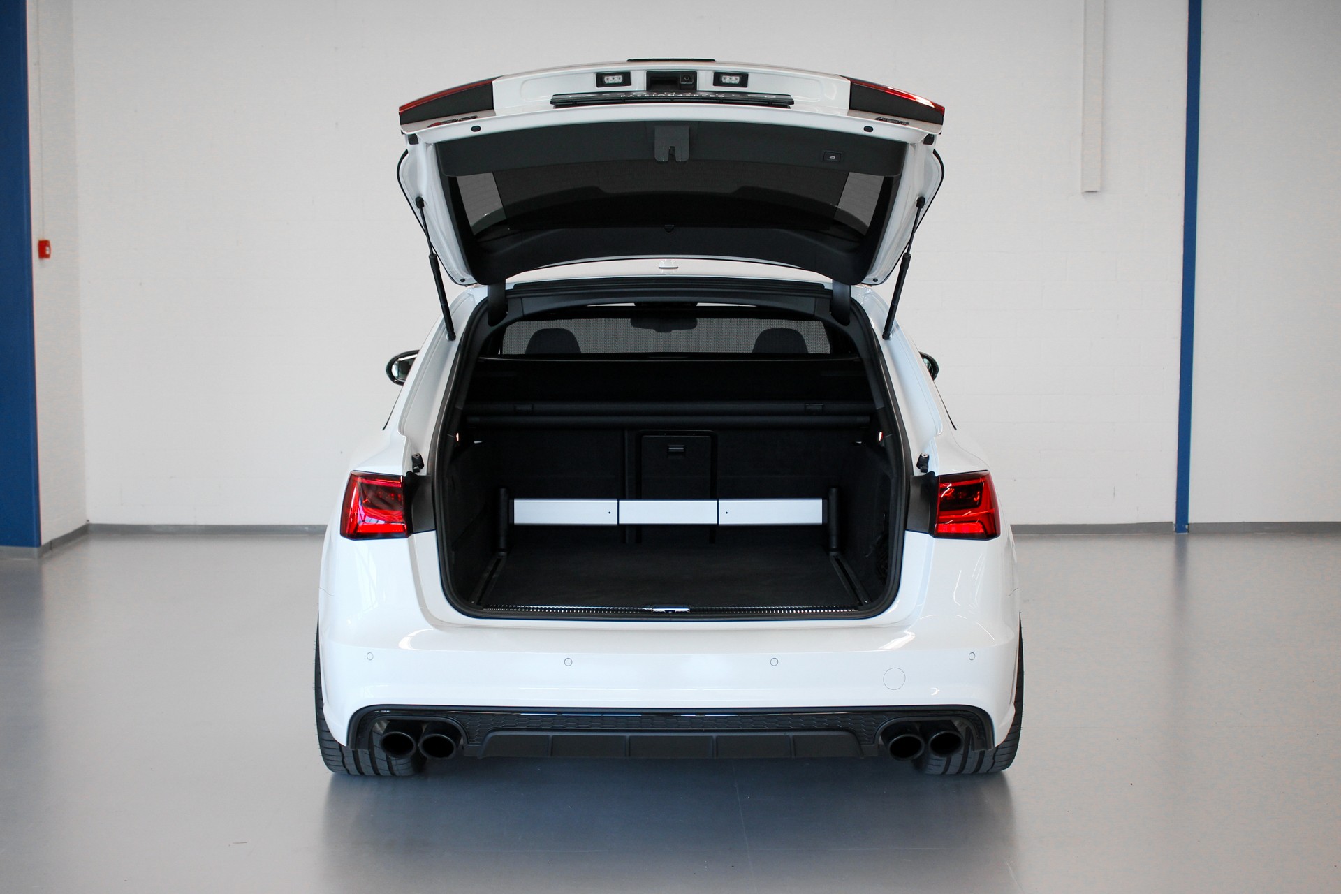 AUDI S6 Avant 4.0 TFSI V8 quattro S-tronic-image-19