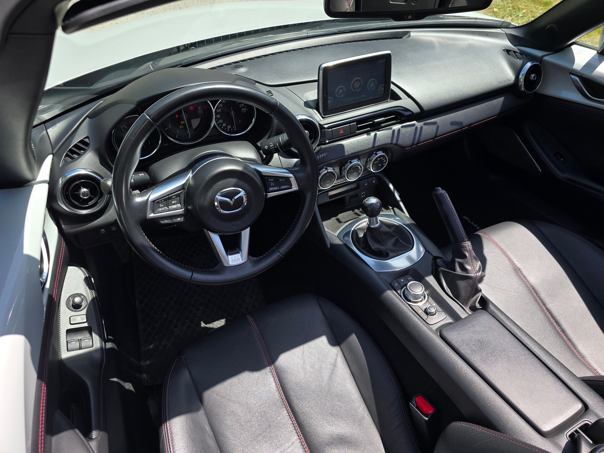 MAZDA MX-5 SKYACTIV-G 160 Ambition-image-16