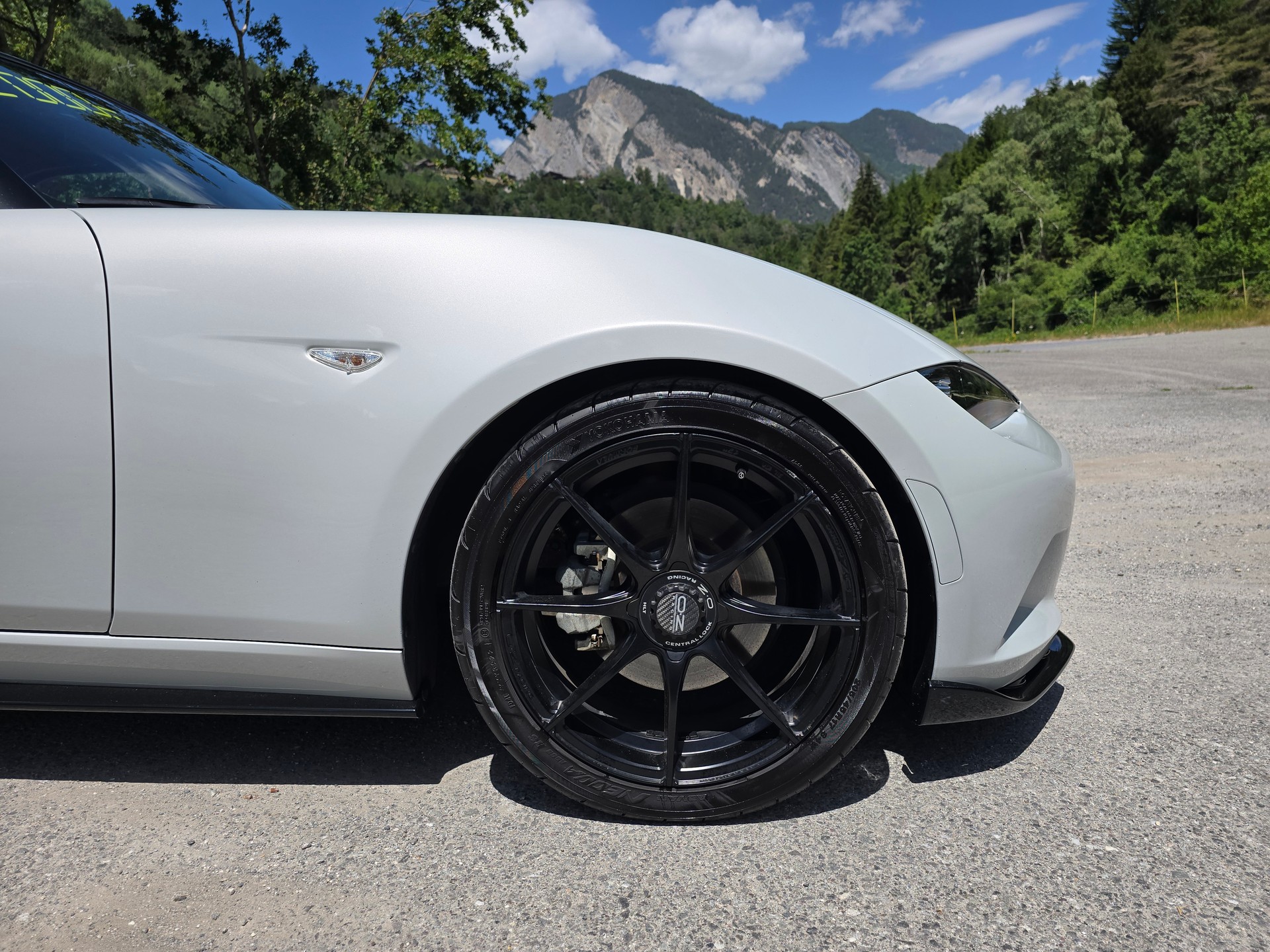 MAZDA MX-5 SKYACTIV-G 160 Ambition-image-9