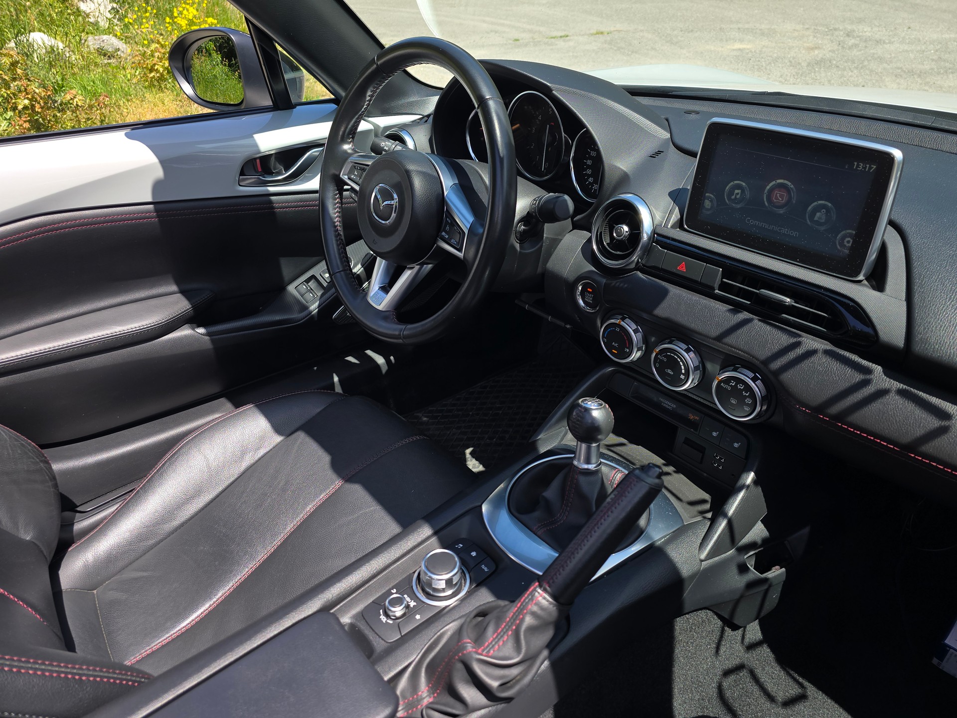MAZDA MX-5 SKYACTIV-G 160 Ambition-image-17