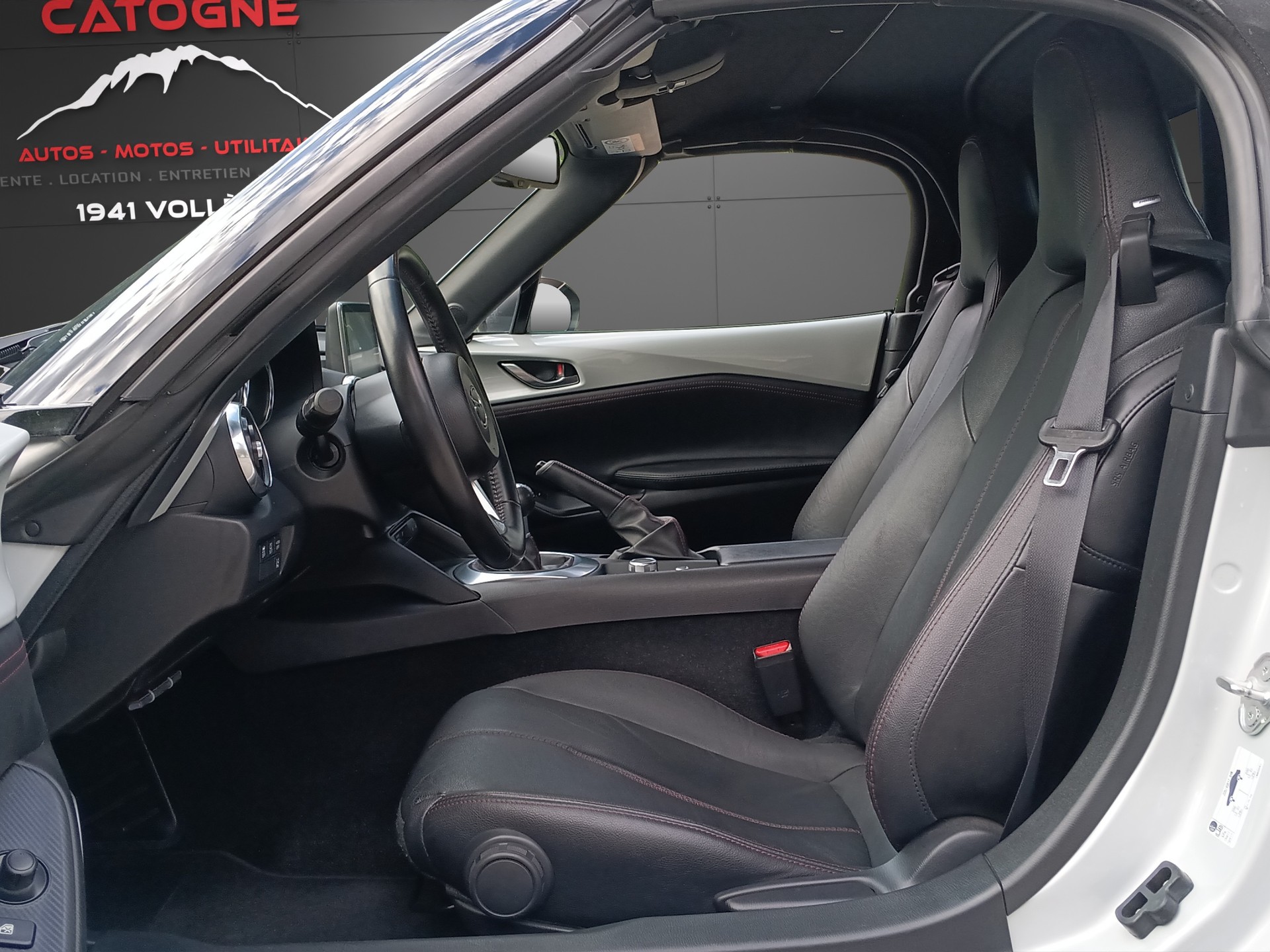 MAZDA MX-5 SKYACTIV-G 160 Ambition-image-15