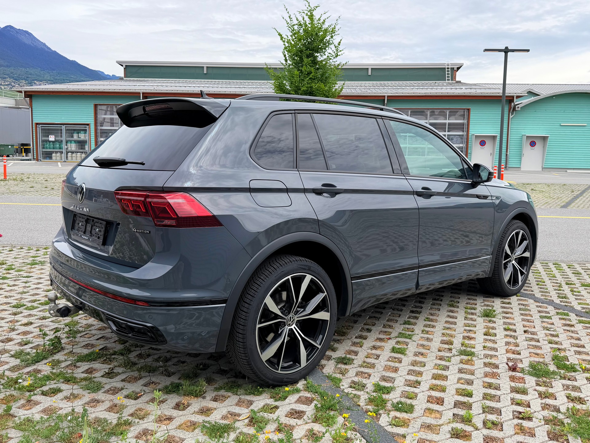 VW 2.0 TSI R-Line DSG-image-4