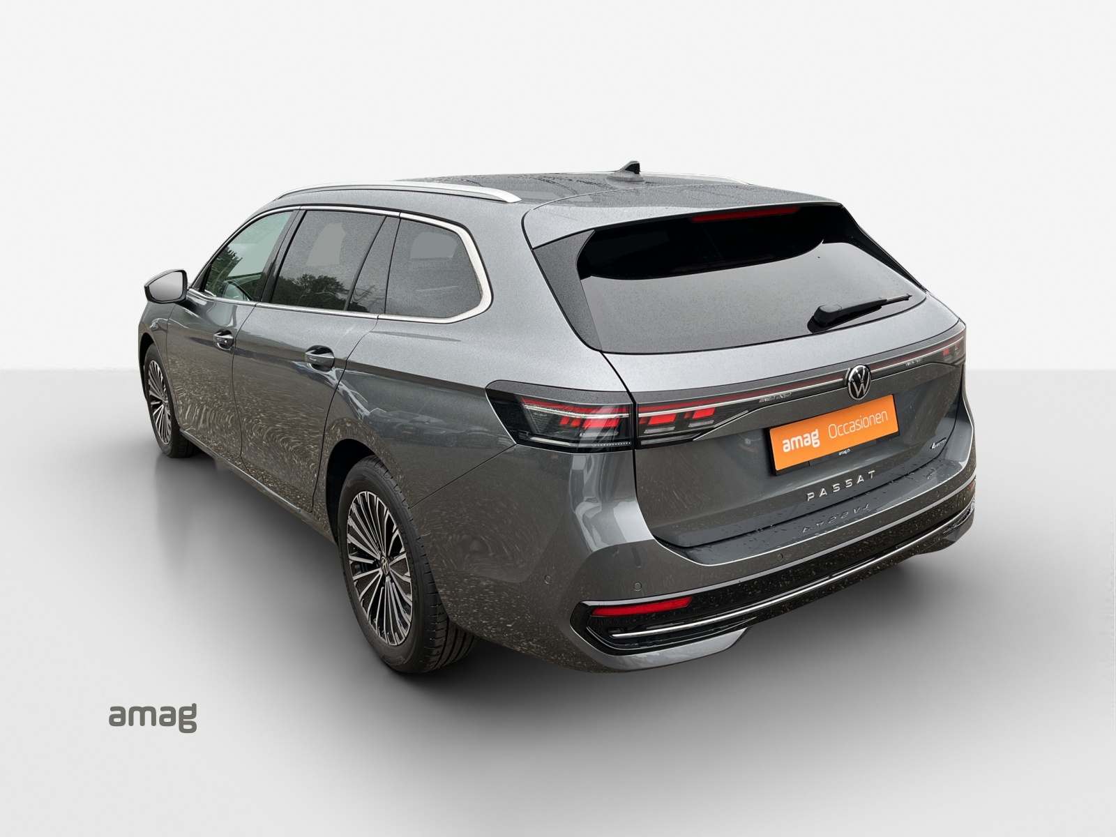 VW Passat Variant 2.0 TDI evo Elegance 4 Motion DSG-image-2