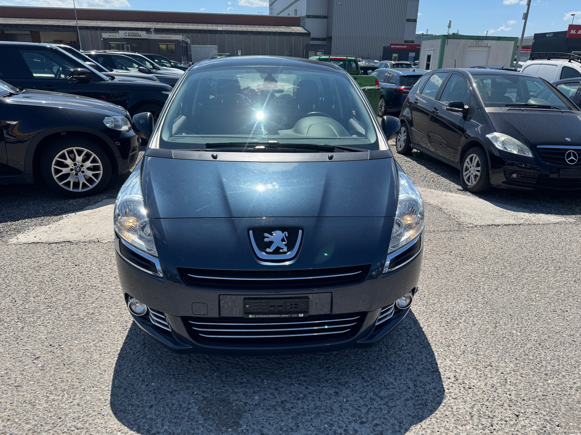 PEUGEOT 5008 1.6 16V T Sport-image-0